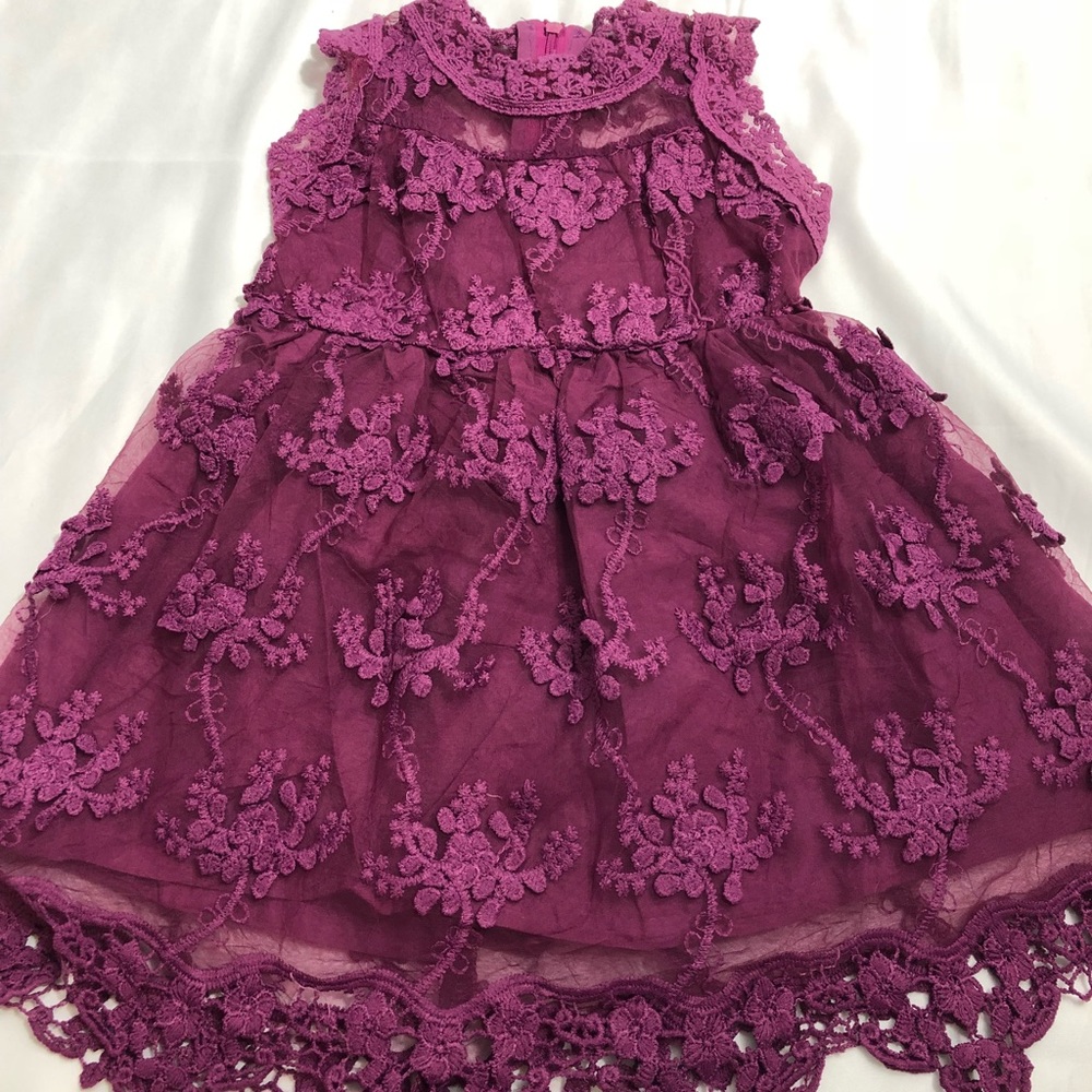 Girls Cranberry Lace Party Dress 0011-0014 - Picture 2 of 4
